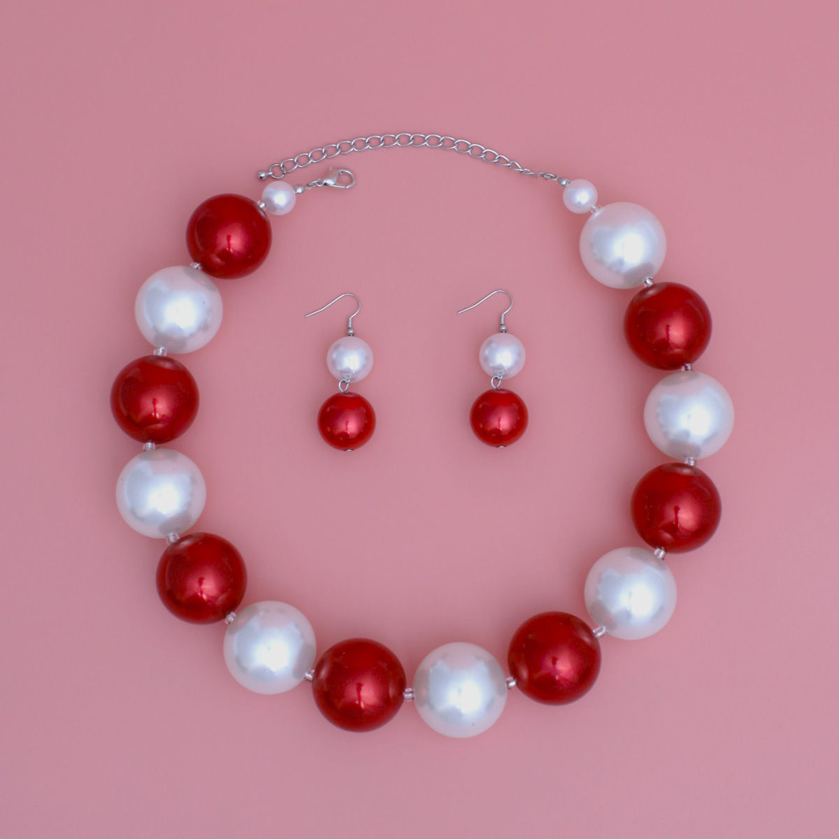 DST Sorority Red White 30mm Jumbo Pearl Set